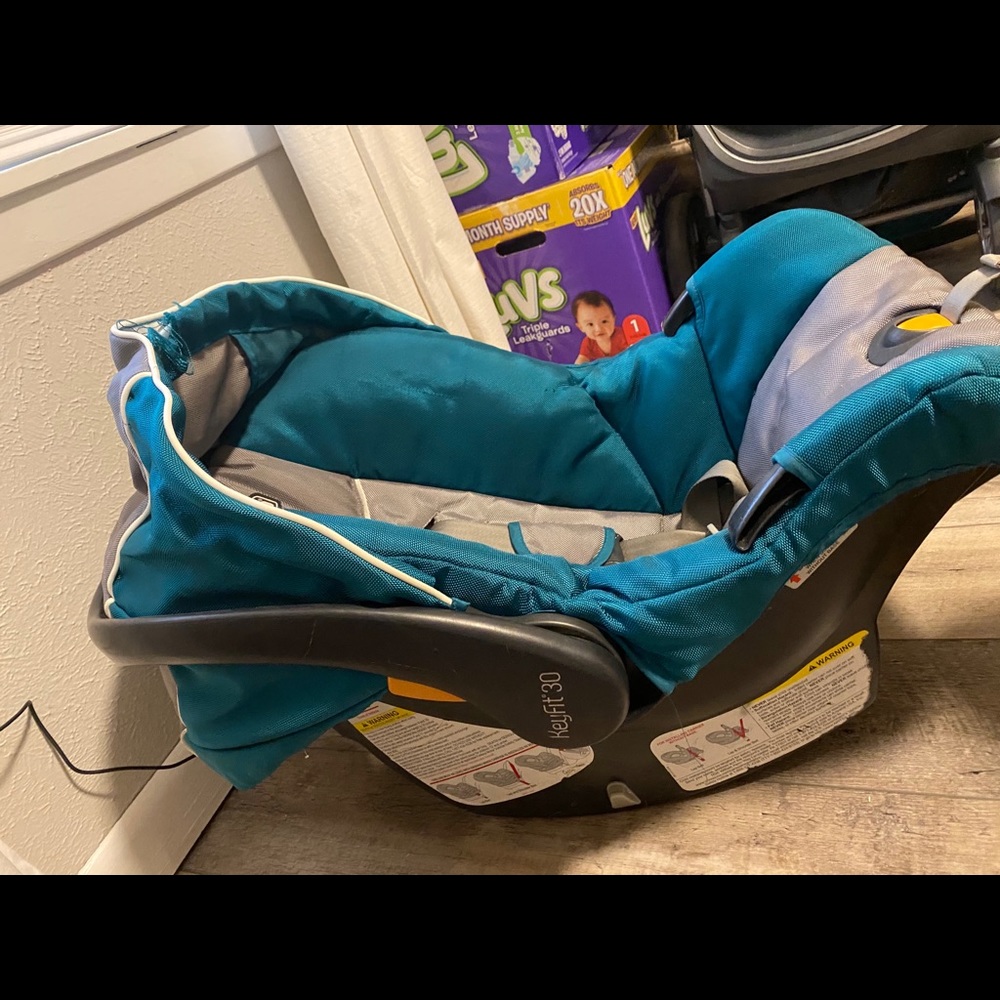 Chicco KeyFit 30 travel system